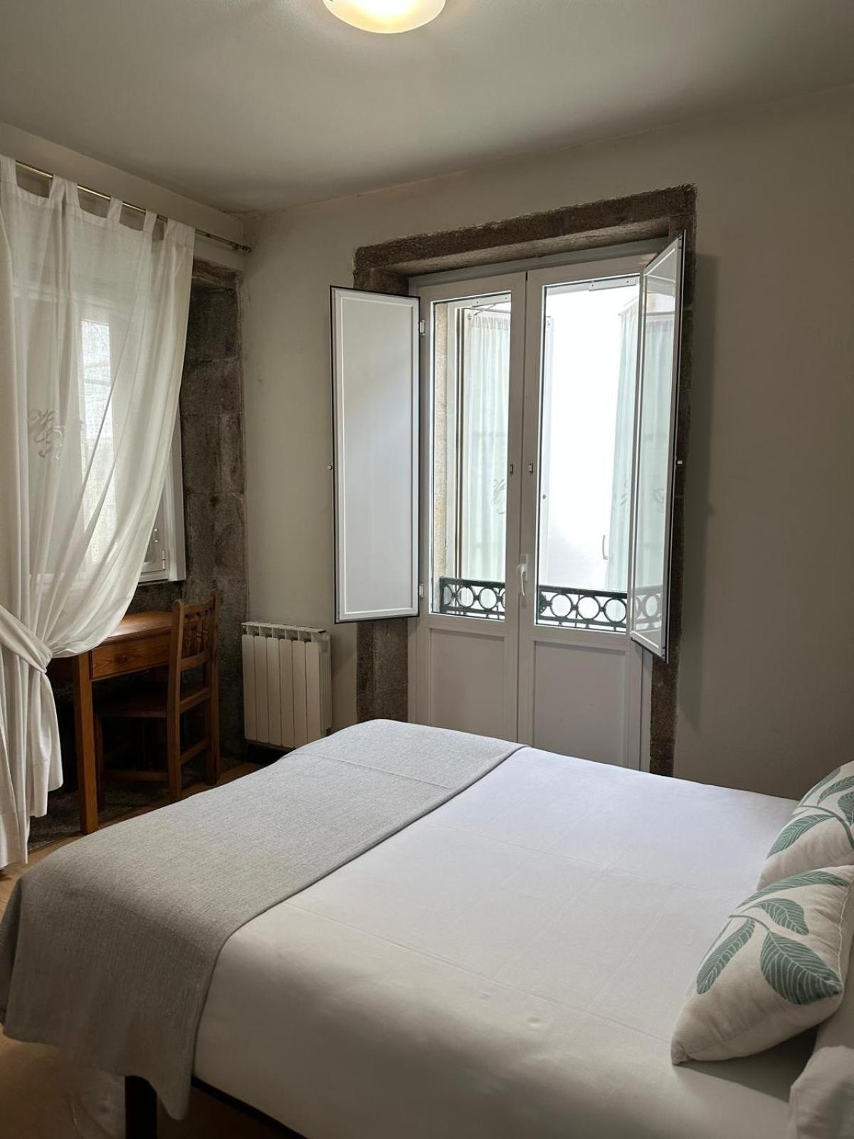 Hotel Real ซานติอาโก เด กอมโปสเตลา ภายนอก รูปภาพ