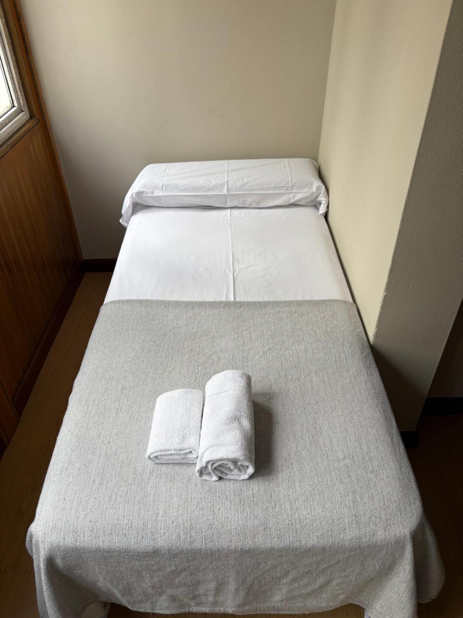 Hotel Real ซานติอาโก เด กอมโปสเตลา ภายนอก รูปภาพ