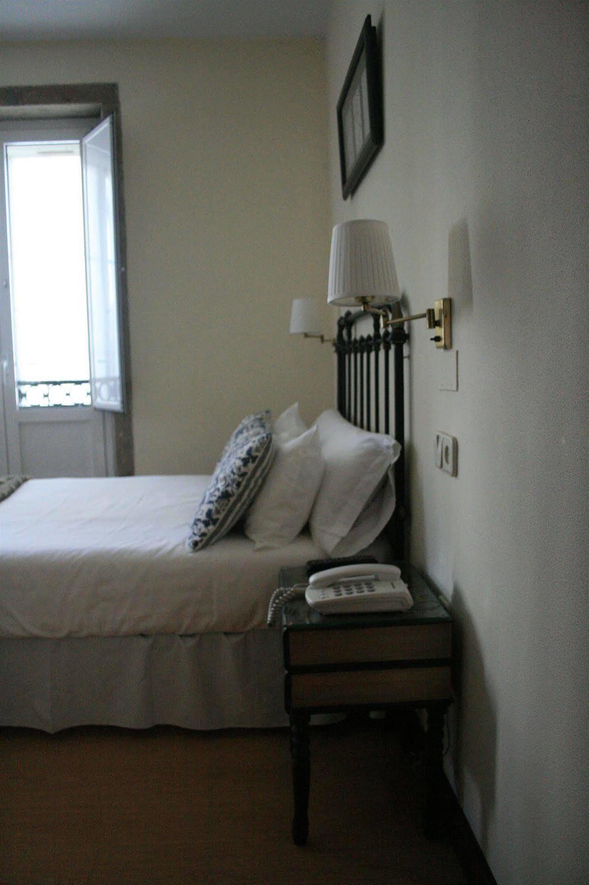 Hotel Real ซานติอาโก เด กอมโปสเตลา ภายนอก รูปภาพ